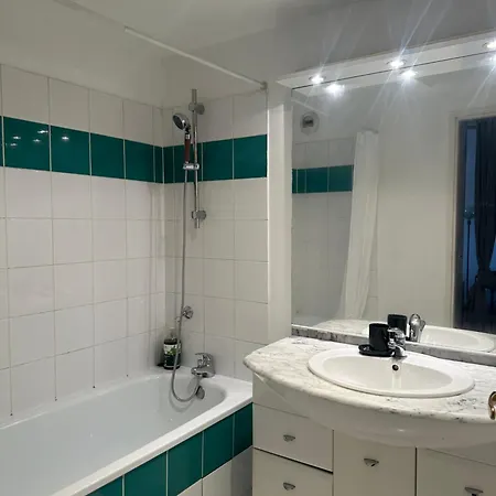 Cosy - Pont De Pierre Apartment